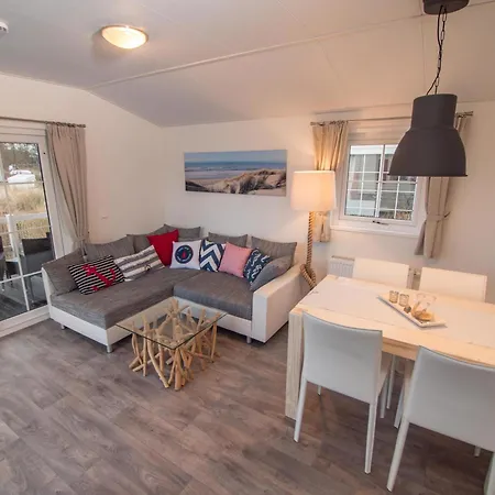 Dom wakacyjny Pier98 24 *